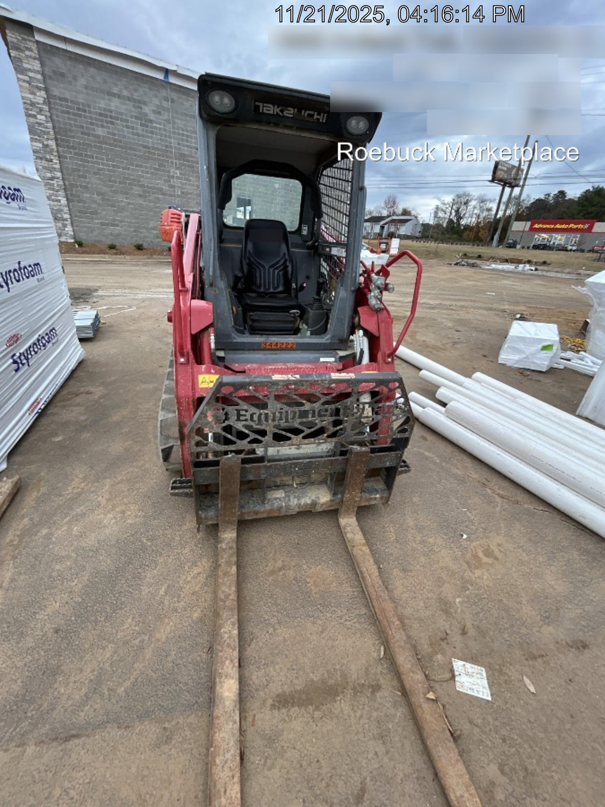 2023 TAKEUCHI TL8R2-R