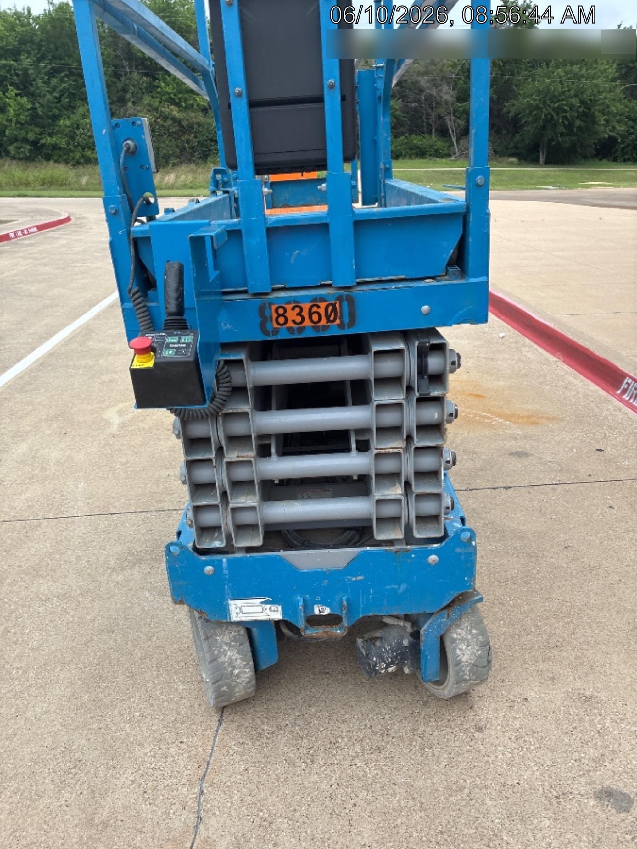 2018 Genie GS-3232 Genie GS3232 Lift w/Folding Rails and Swing Gate