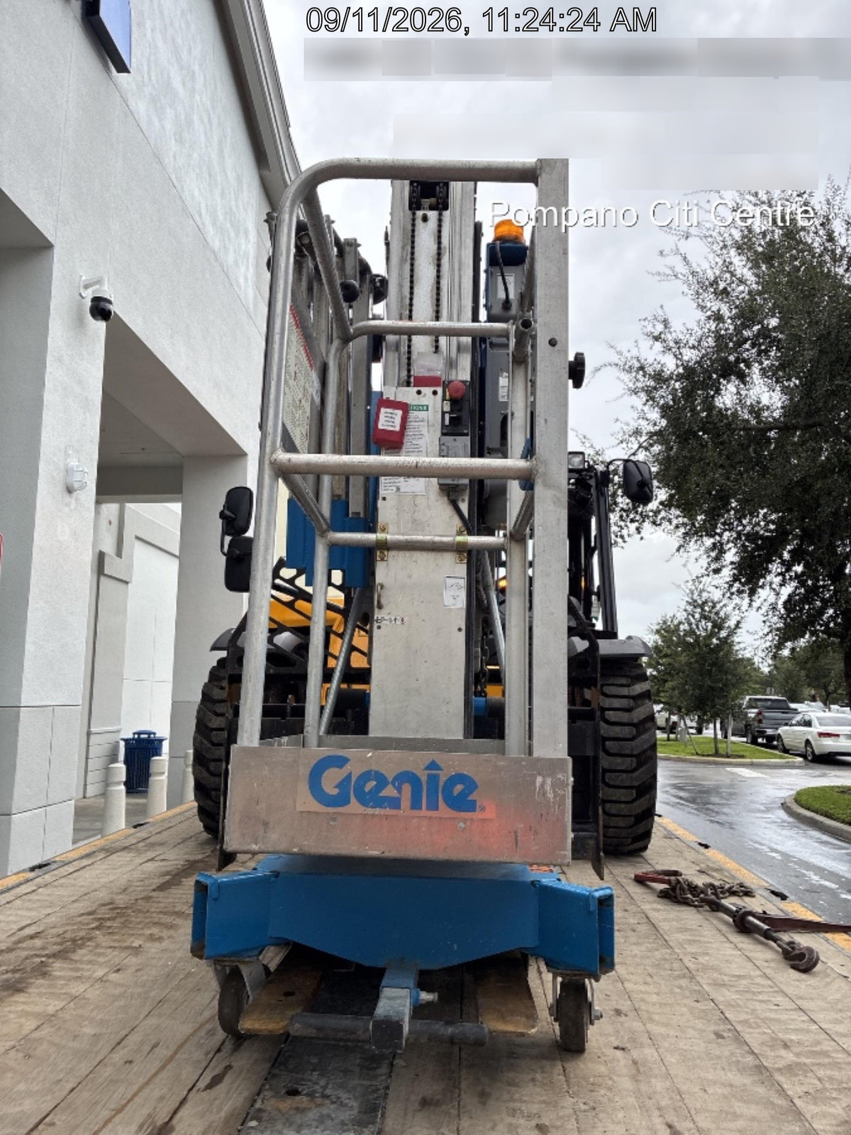 2022 GENIE AWP-30S DC