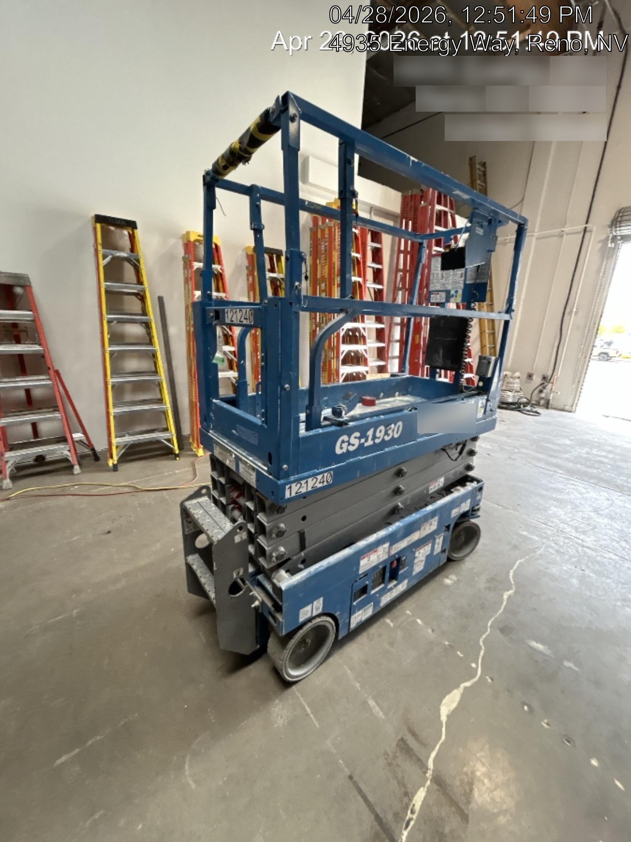 2020 Genie GS-1930 Solid Non Marking Tires, Beacon, Folding rails with half height swing gate, Telematics