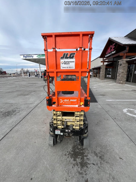 2022 JLG ES1932