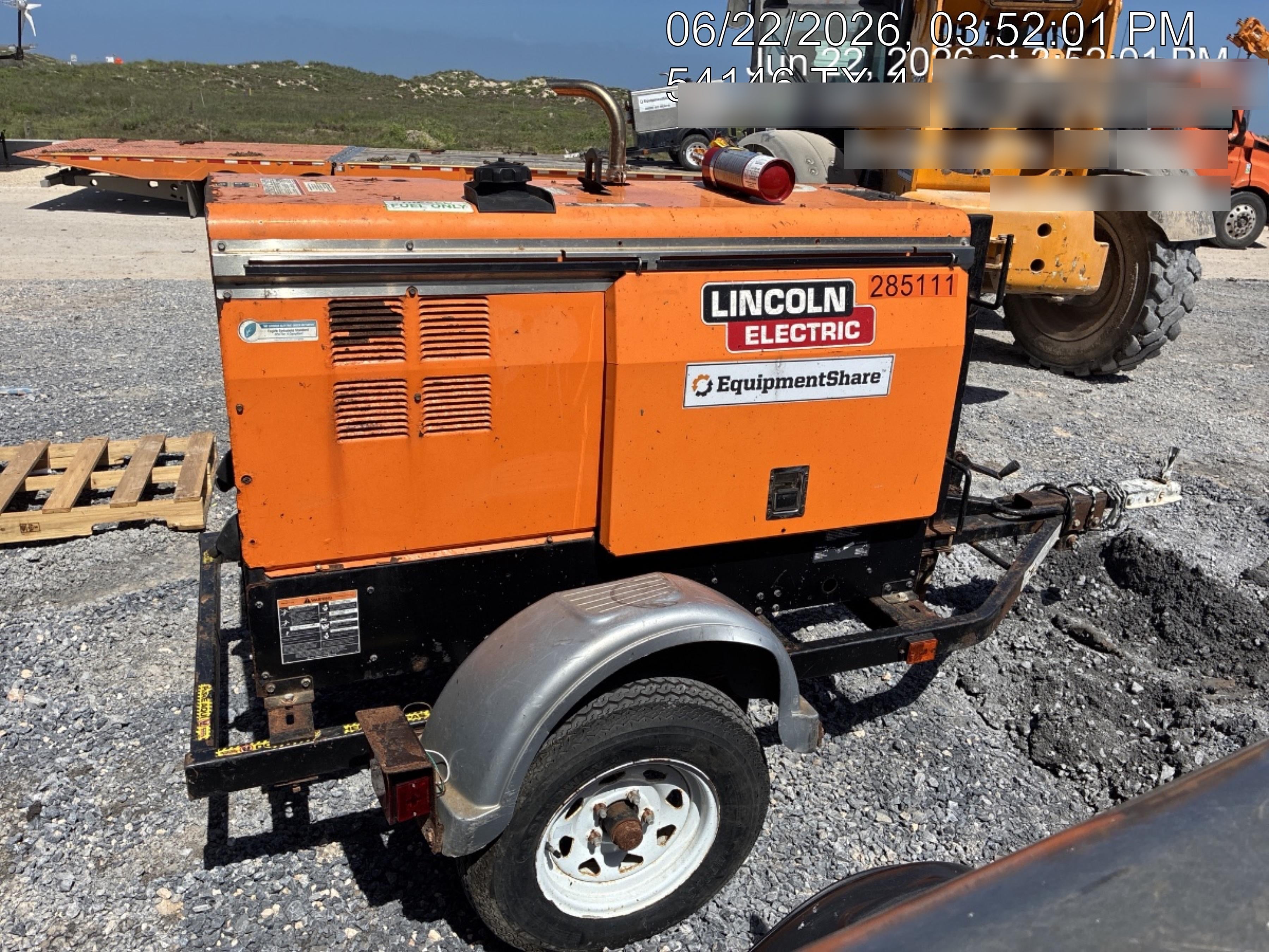 2022 Lincoln Electric LE400 Kubota V1505, Trlr, Cable Rack, Light Kit, ES Decals, T3