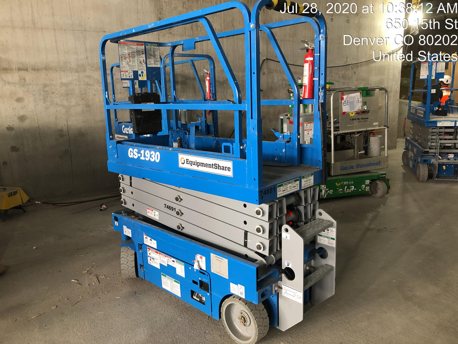 2020 Genie GS-1930 Fixed rails with chain entry gate - Pre A92.20