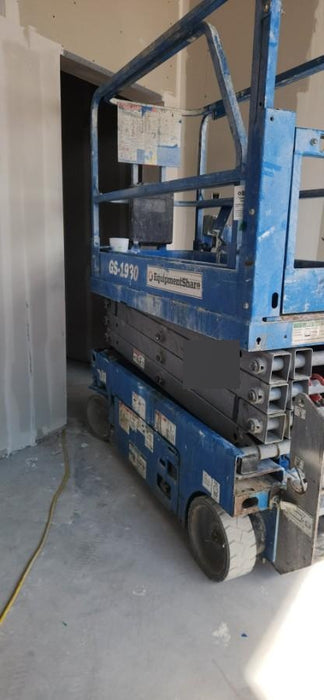 2020 Genie GS-1930 Solid Non Marking Tires, Beacon, Folding rails with half height swing gate