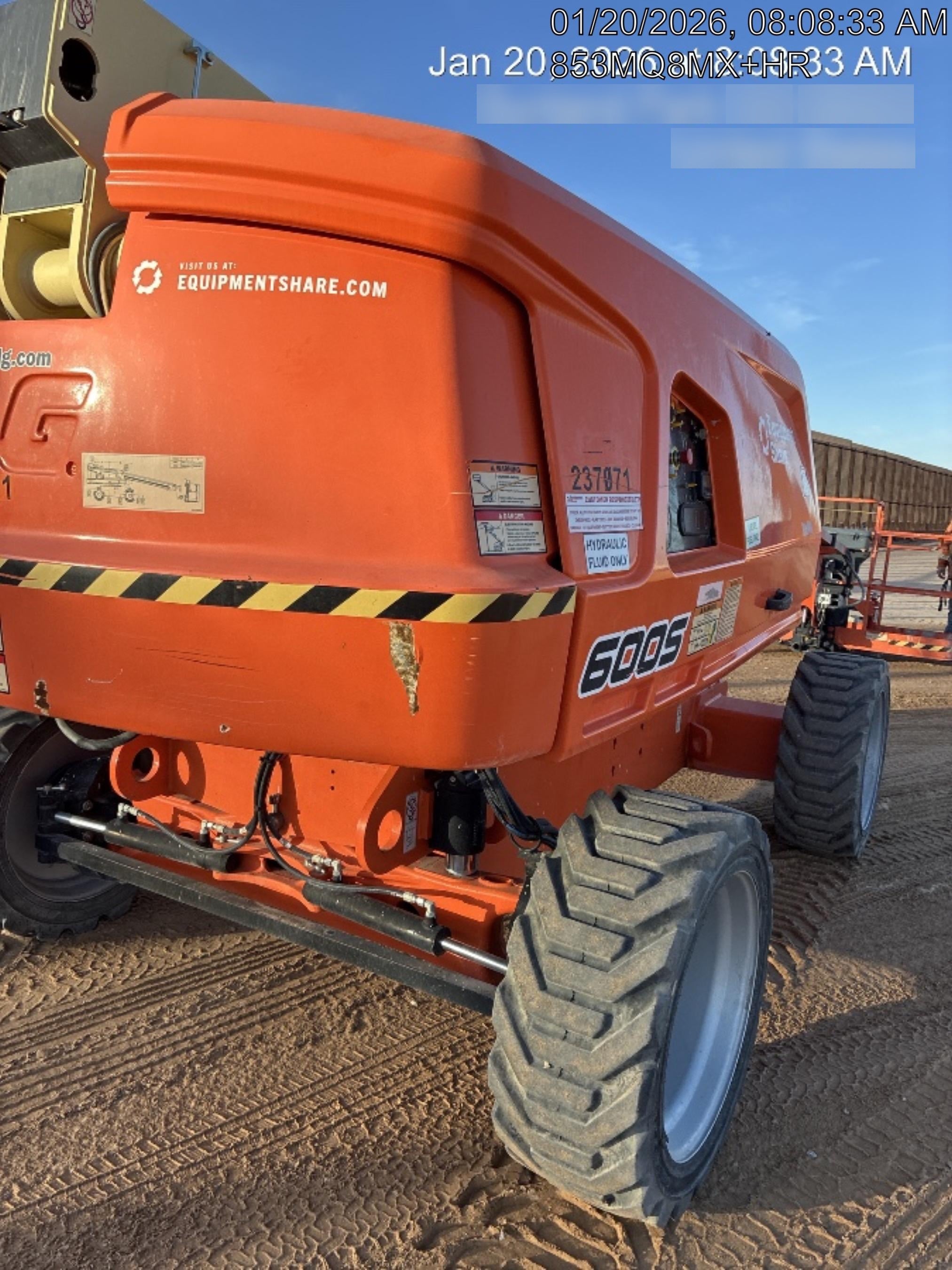 2022 JLG 600S