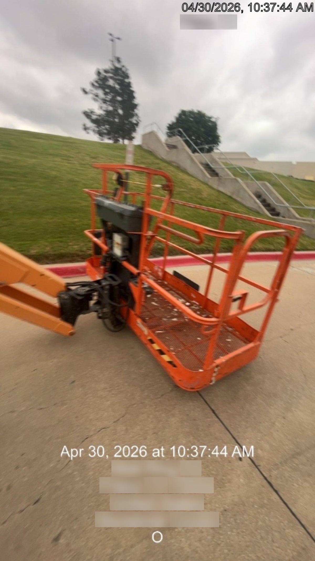 2023 JLG 460SJ