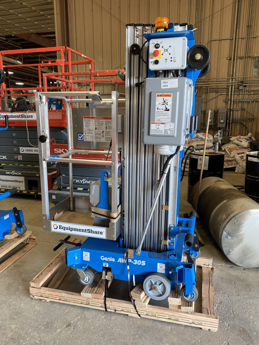 2021 GENIE AWP-30S DC