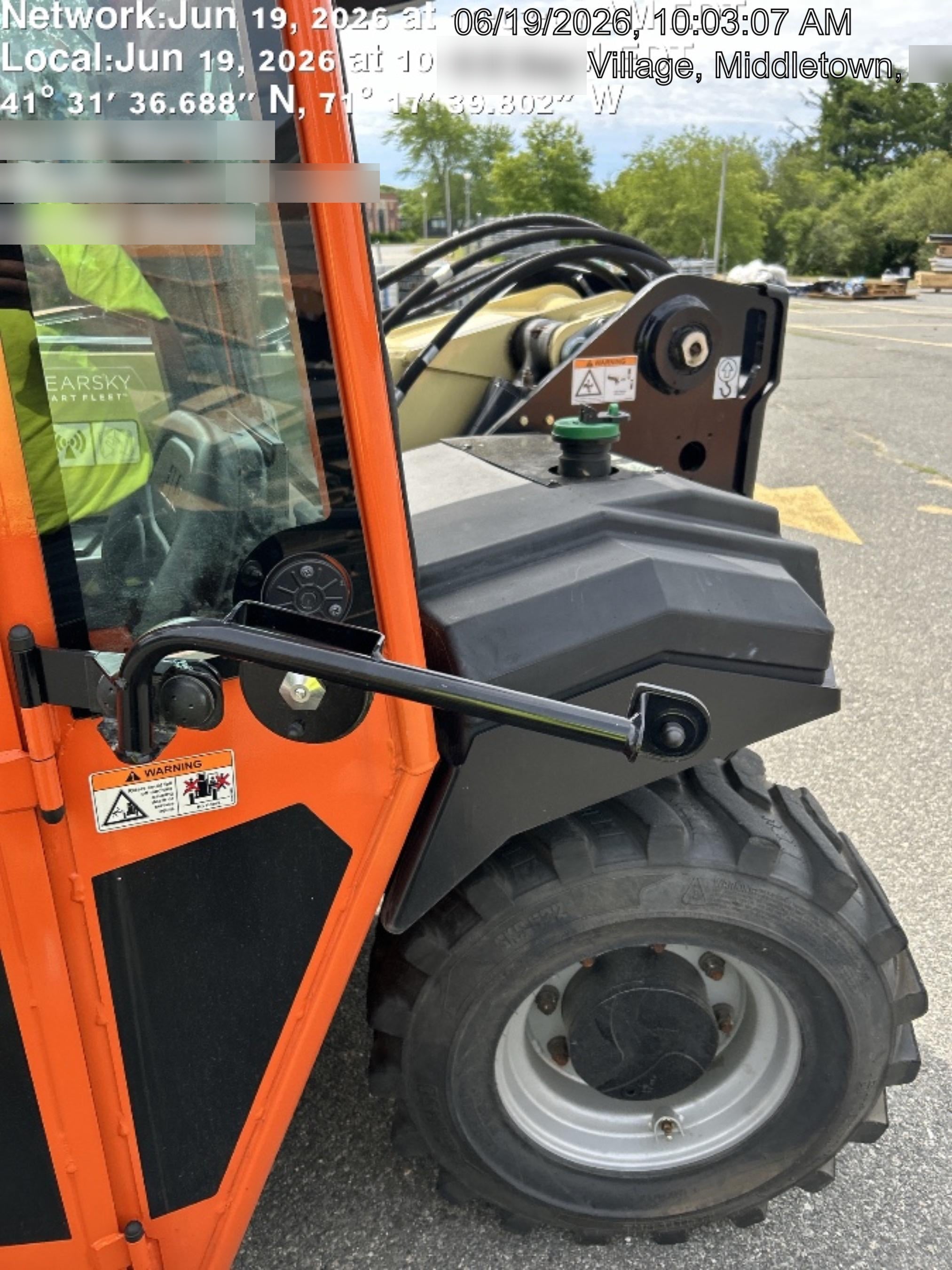 2025 JLG 519