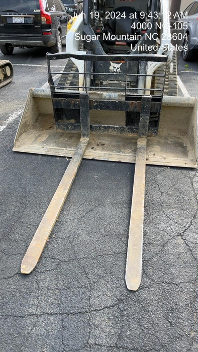 2022 ARROW MATERIAL HANDLING 60" Pallet Forks - Arrow