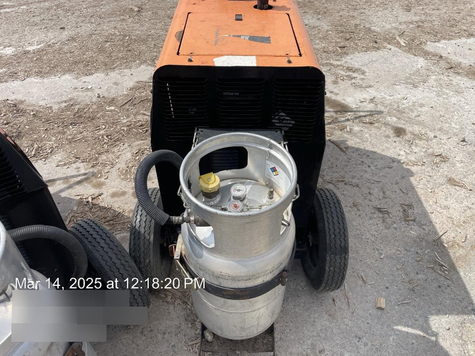 2021 Lincoln Electric Ranger 305 LPG LPG One-Pak (includes undercarriage, tank holder & tank strap) ORANGE