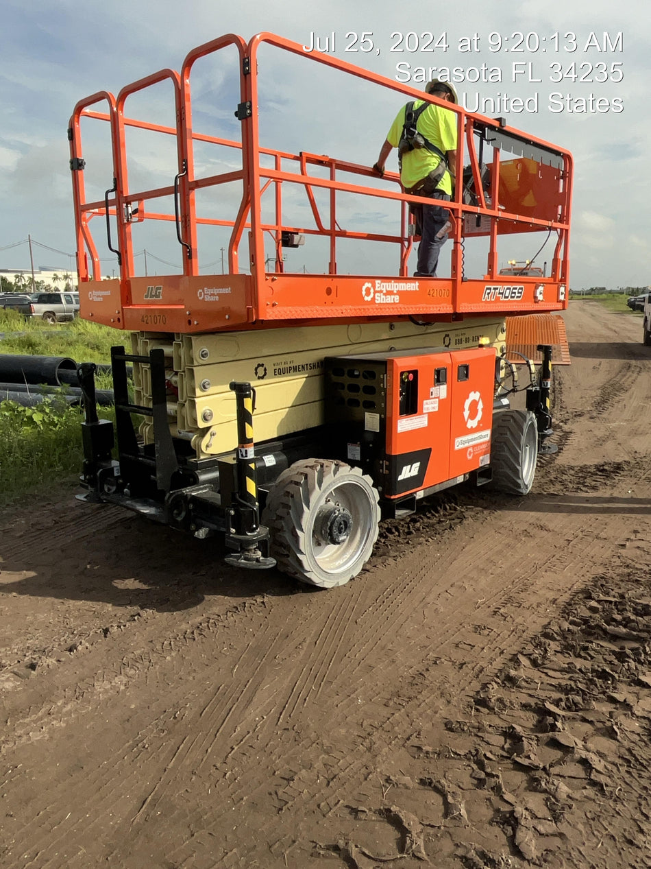 2024 JLG RT4069