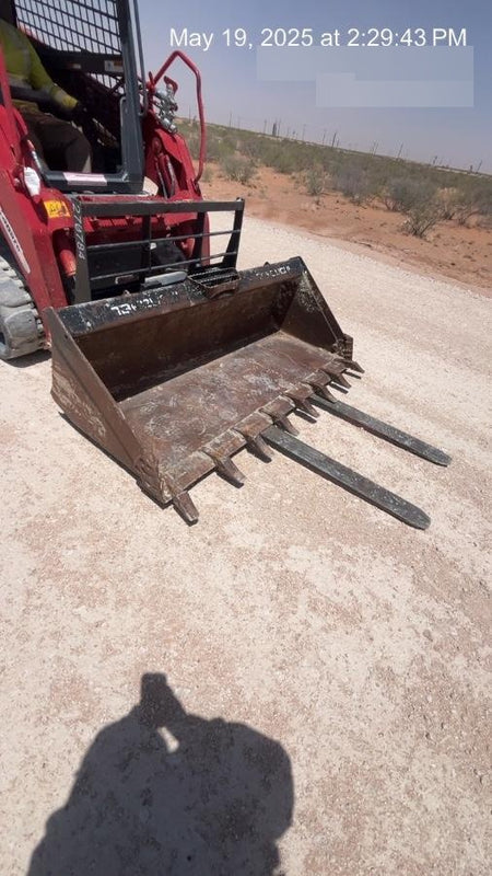 2022 ARROW MATERIAL HANDLING 48" Pallet Forks - Arrow