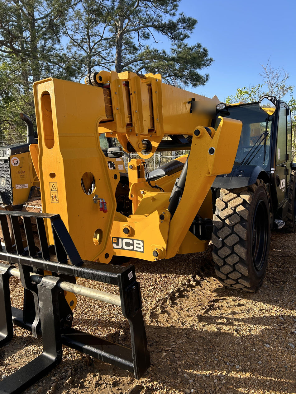 2025 JCB 510-56