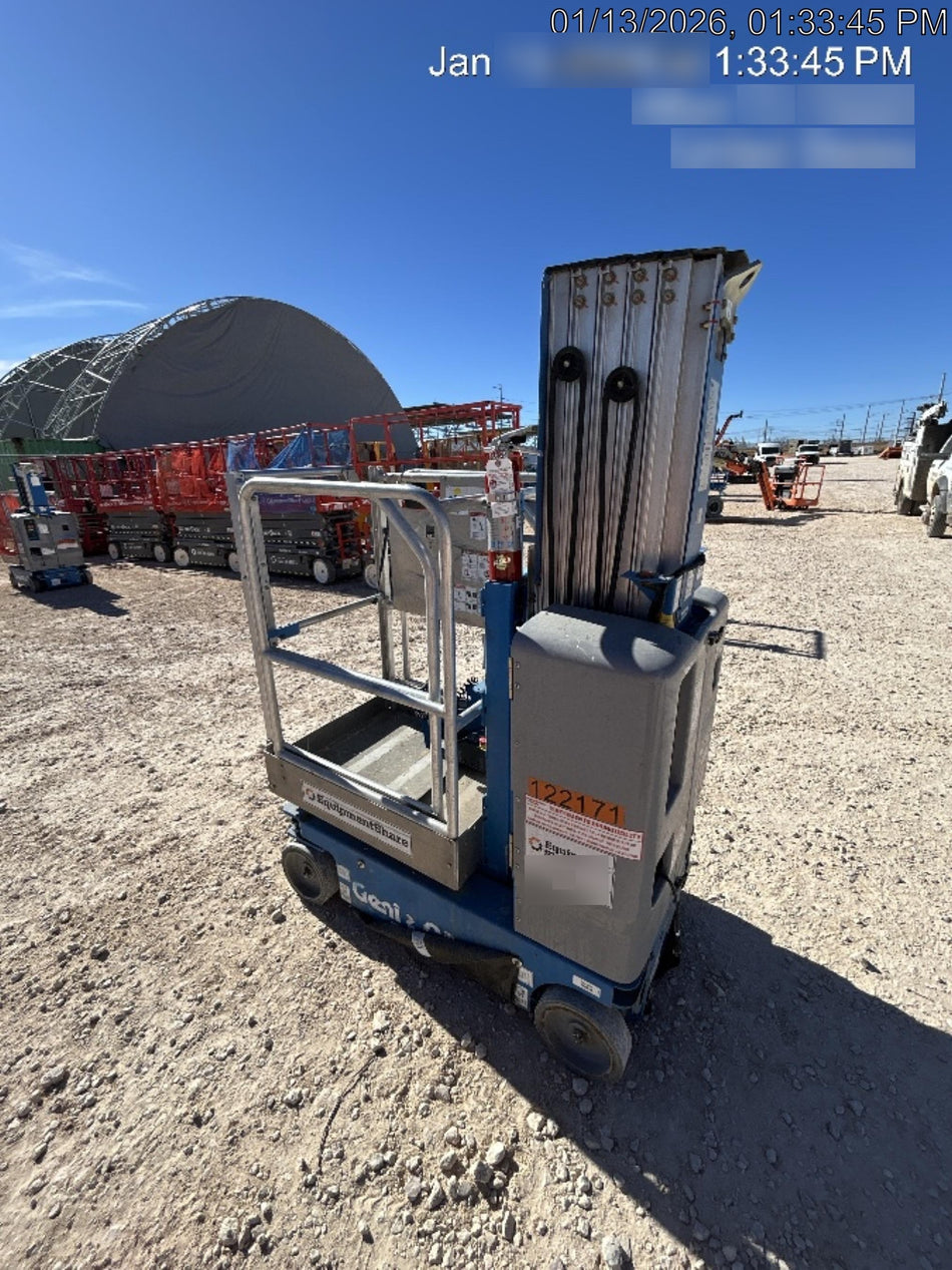 2020 GENIE GR-20