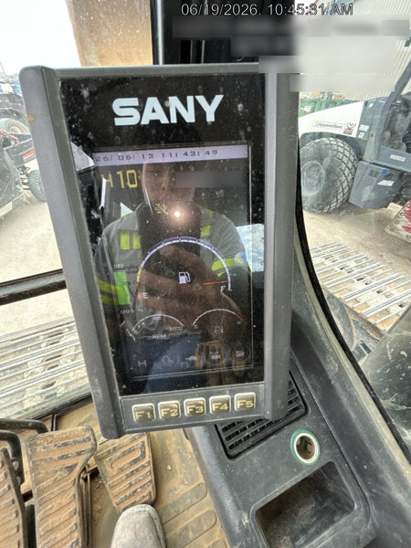 2019 SANY SY265C LC