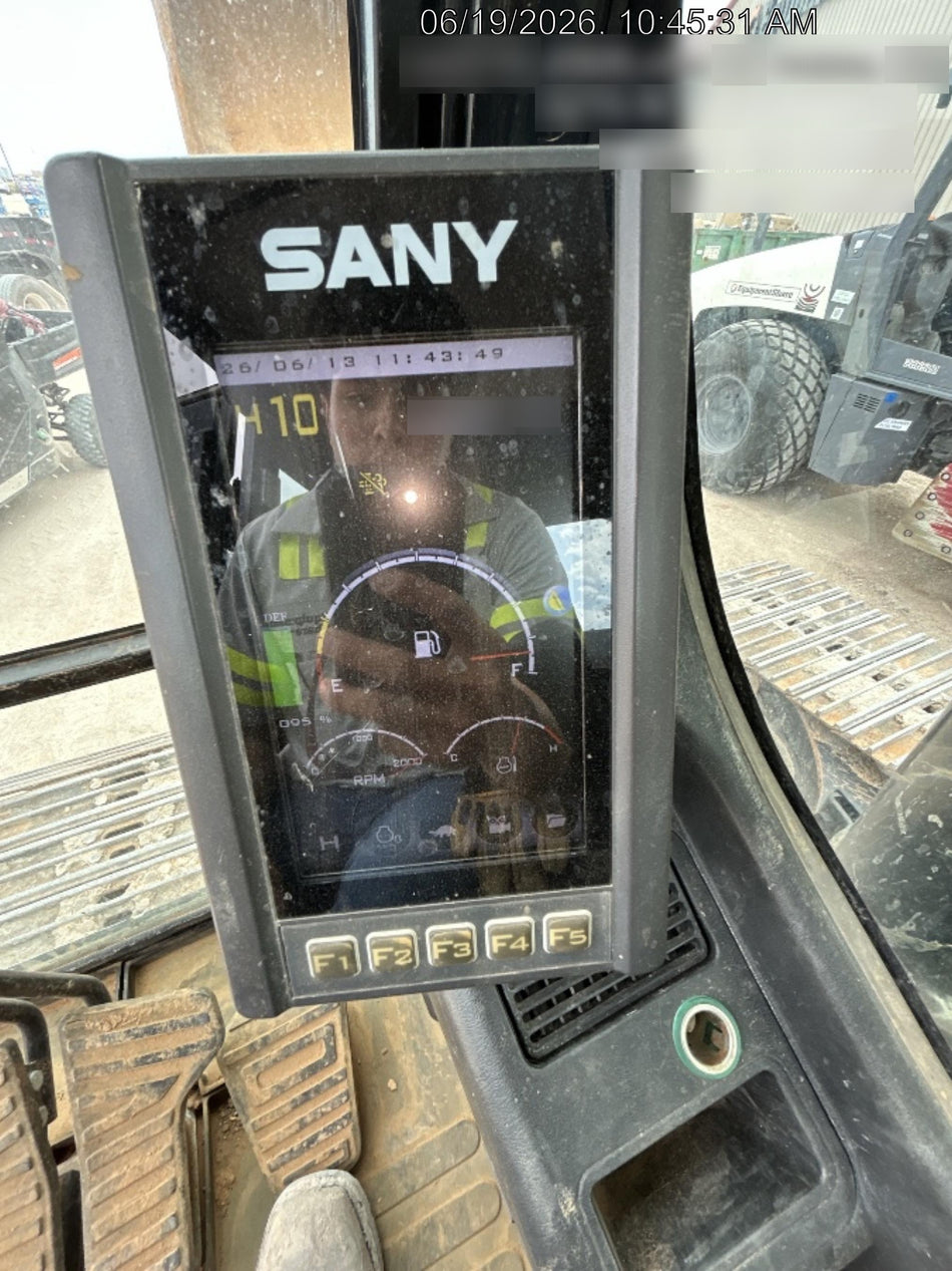 2019 SANY SY265C LC