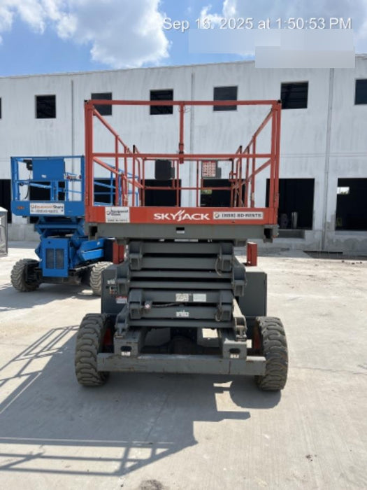 2017 SKYJACK SJ8841 RT