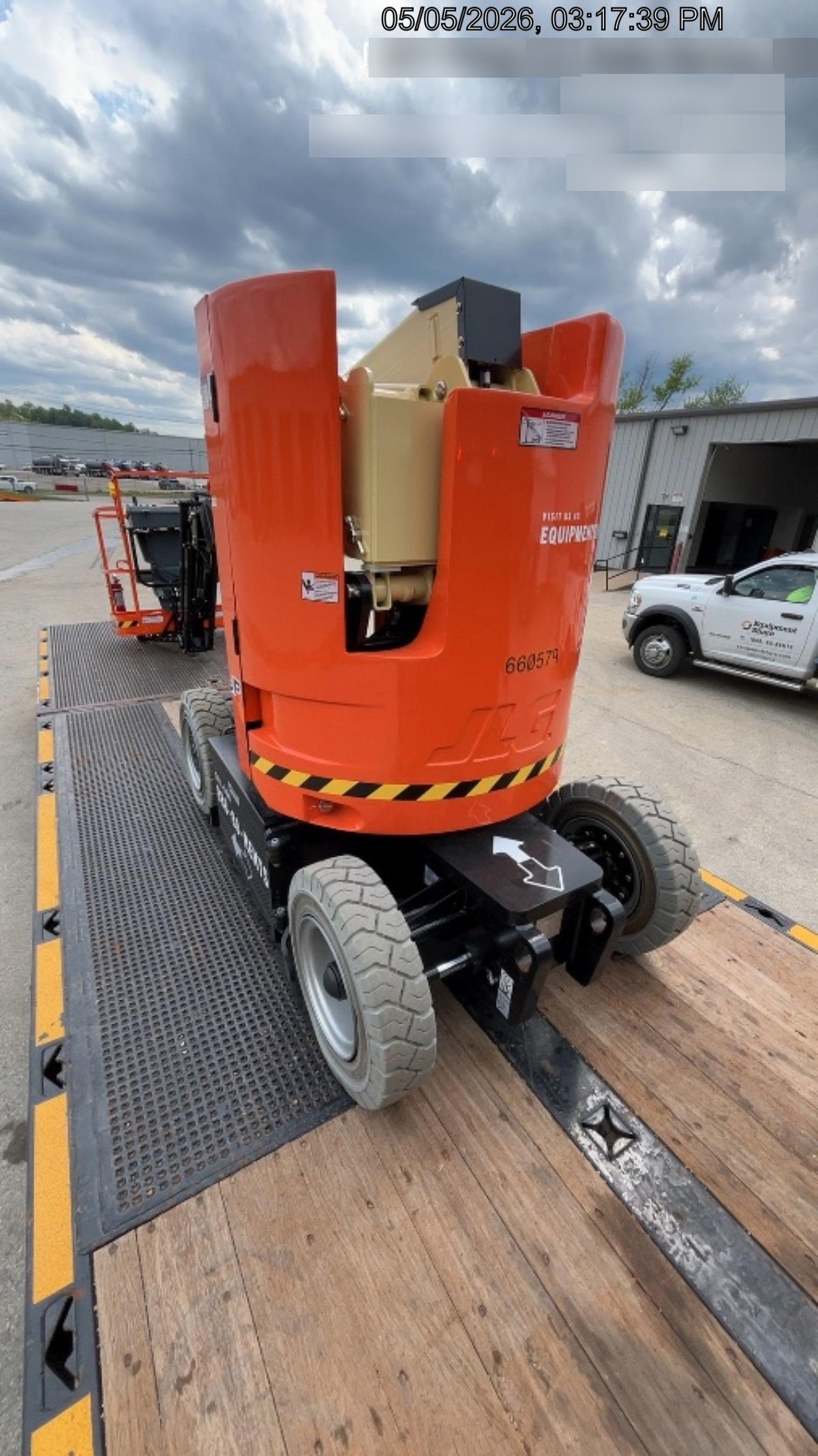 2026 JLG E300AJP