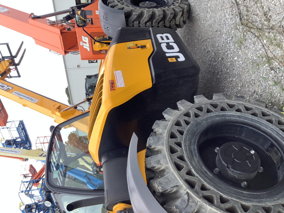 2020 JCB 509-42 Canopy, Solid Tires, Work Lights, Beacon, Aux Hydraulics, Back up Alarm, Lifting Eye, ES Decals