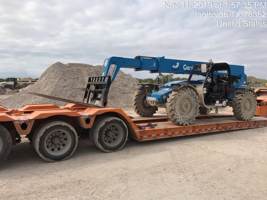 2018 Genie GTH-844 Genie GTH-844 w/ROPS, Work Lights, Solid Tires, RH Cab Mesh, Beacon, 60" Carriage and Forks
