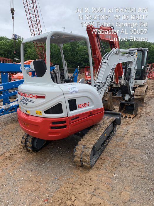 2021 TAKEUCHI TB235-2R