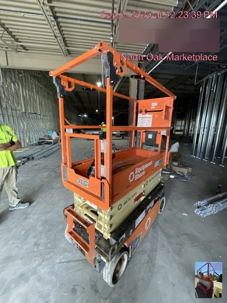 2023 JLG ES1932