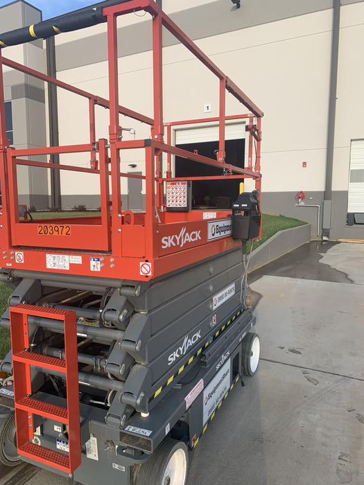 2022 SKYJACK SJ4740