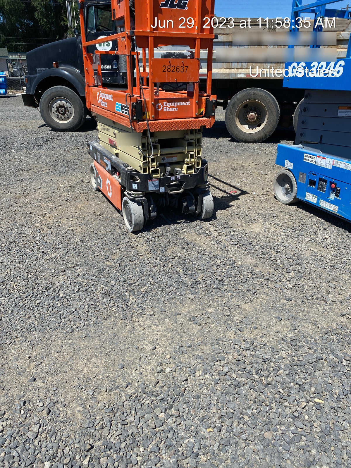 2022 JLG ES1932