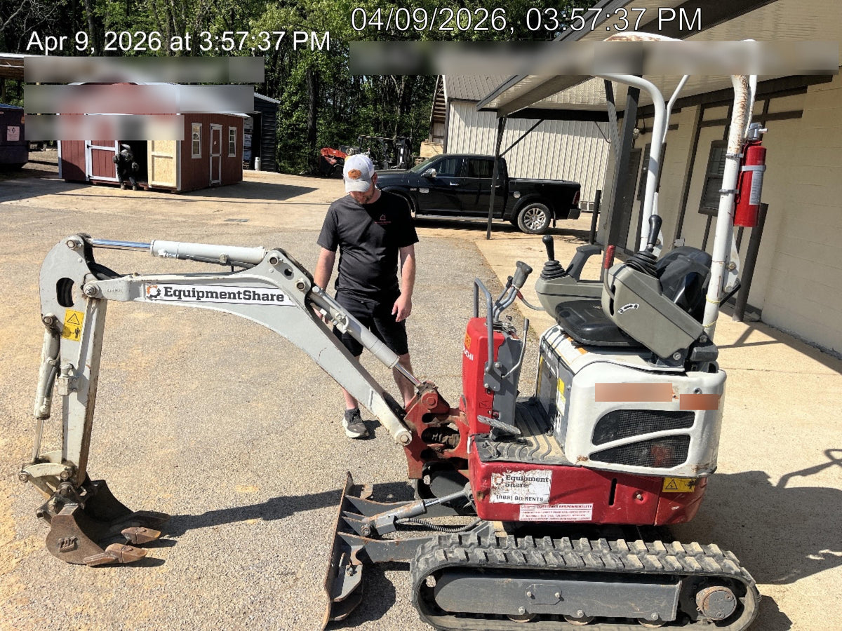 2022 TAKEUCHI TB210R