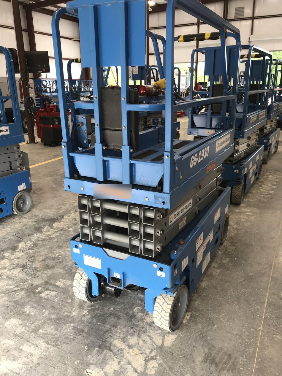 2020 Genie GS-1930 Fixed rails with chain entry gate - Pre A92.20