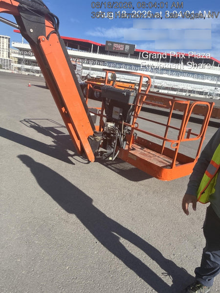 2021 JLG 660SJ