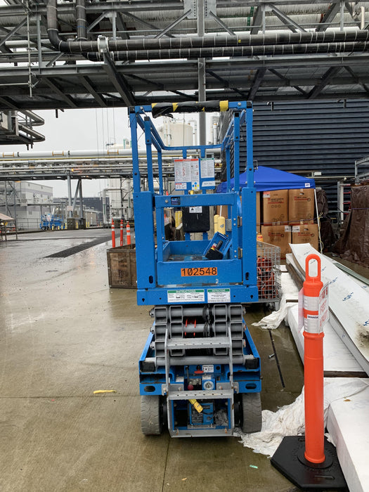 2020 Genie GS-1930 Solid Non Marking Tires, Beacon, Folding rails with half height swing gate, 800W Inverter