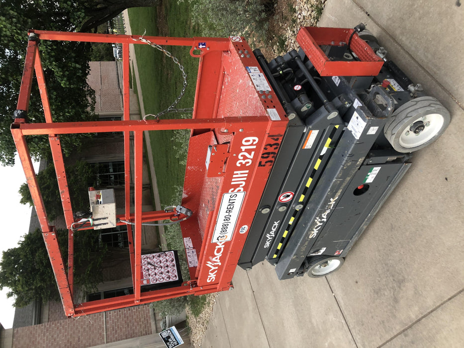 2017 Skyjack SJIII-3219 Skyjack SJ3219 w/Trojan Battery Set, Extended Warranty 5yr/5k hr