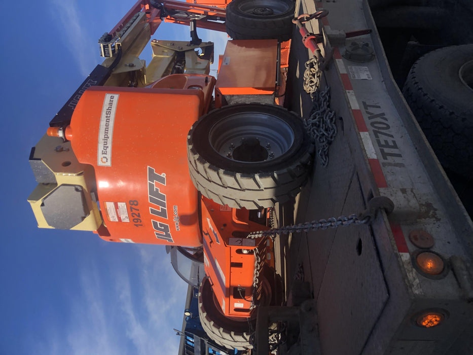 2019 JLG E450AJ