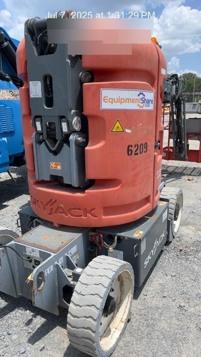 2017 SKYJACK SJ30 AJE