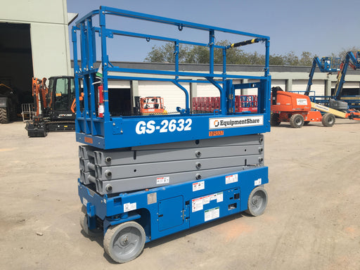 2020 Genie GS-2632 Solid NM Tires, Folding Rails with Half-Height Swing Gate, Beacon