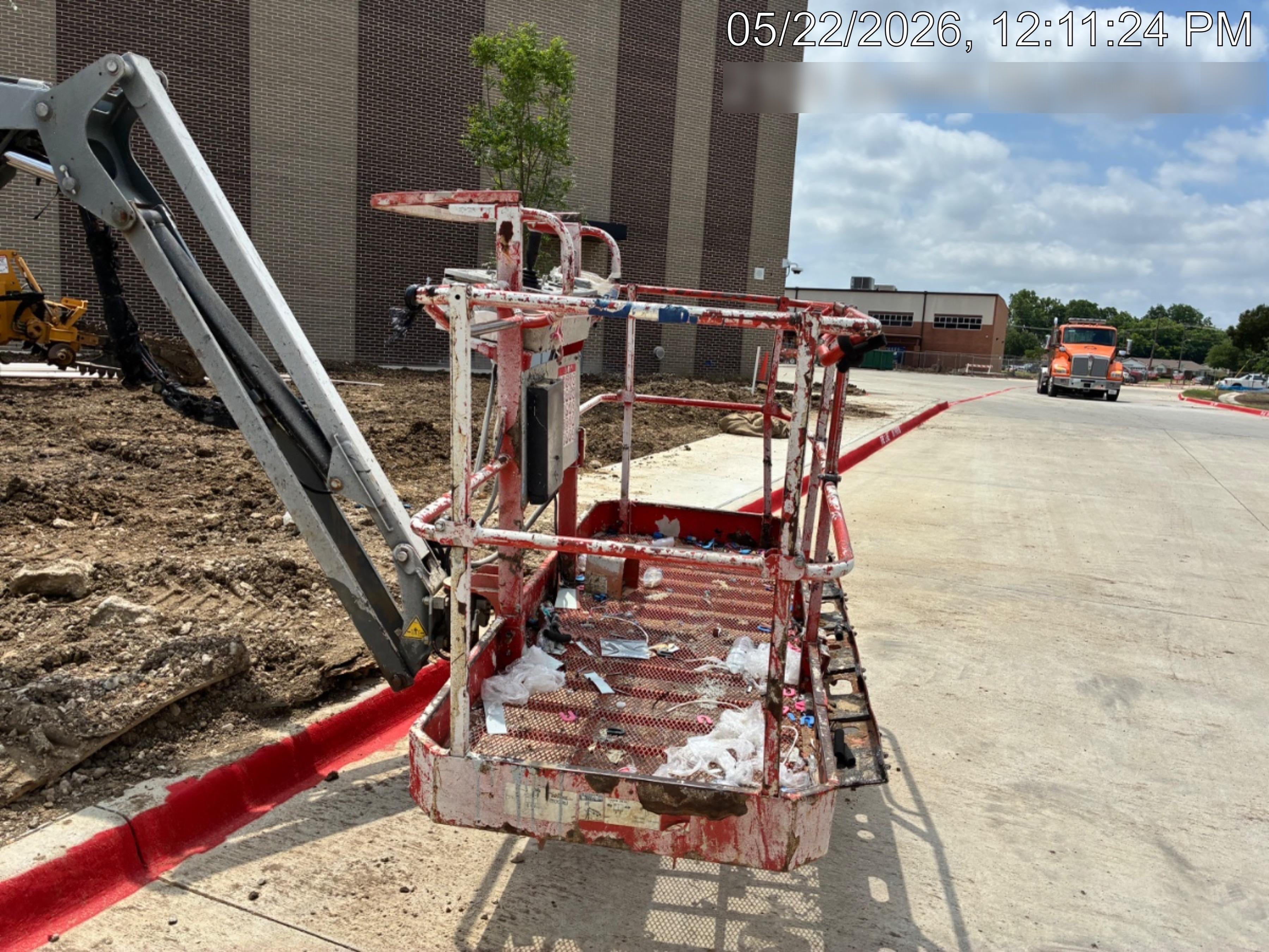 2019 SKYJACK SJ86T