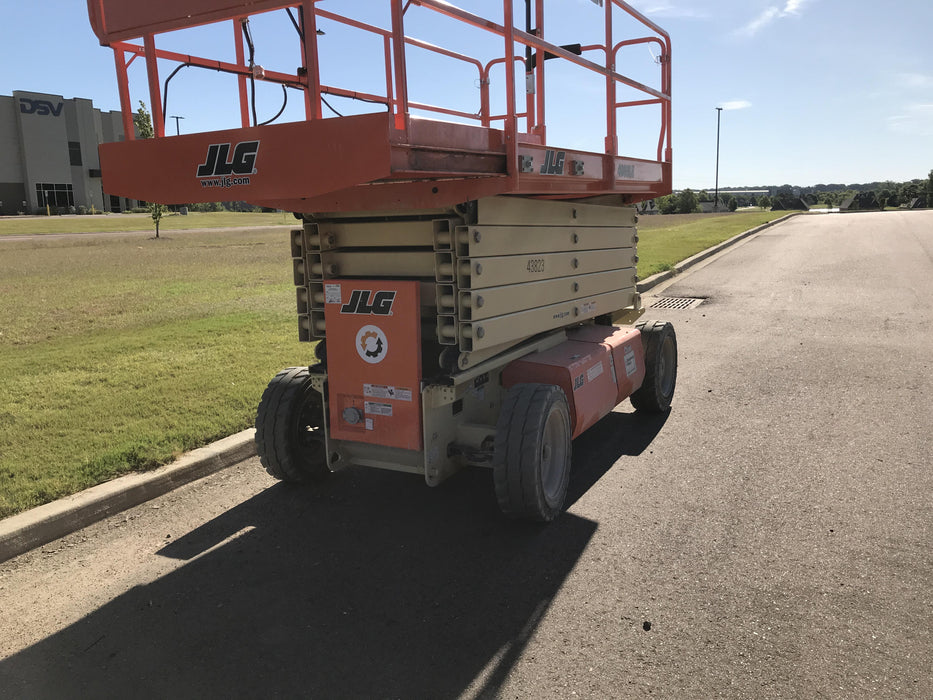 2019 JLG 4069LE Solid Non Marking Tires, Rotating Beacon