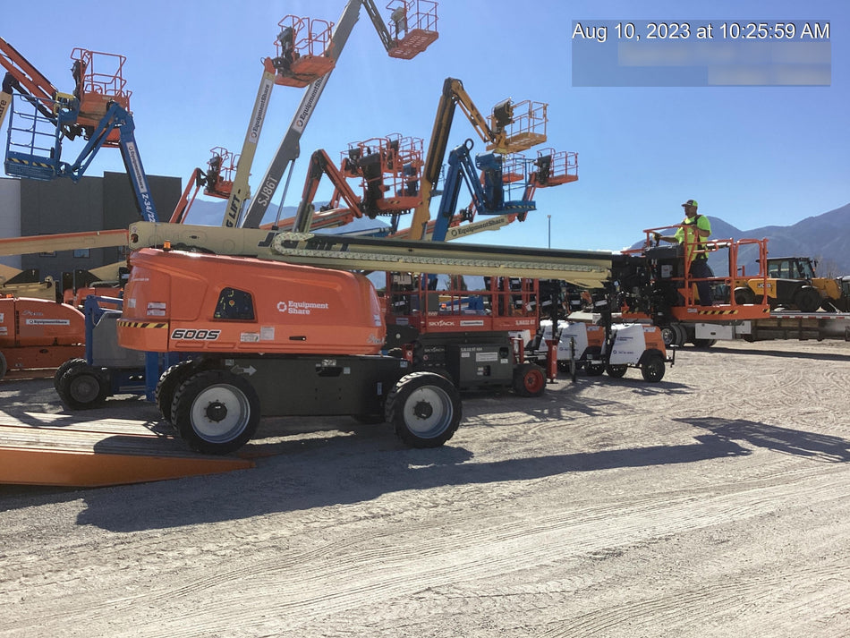 2023 JLG 600S