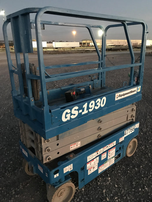 2019 Genie GS-1930 Fixed Rails with Chain Entry