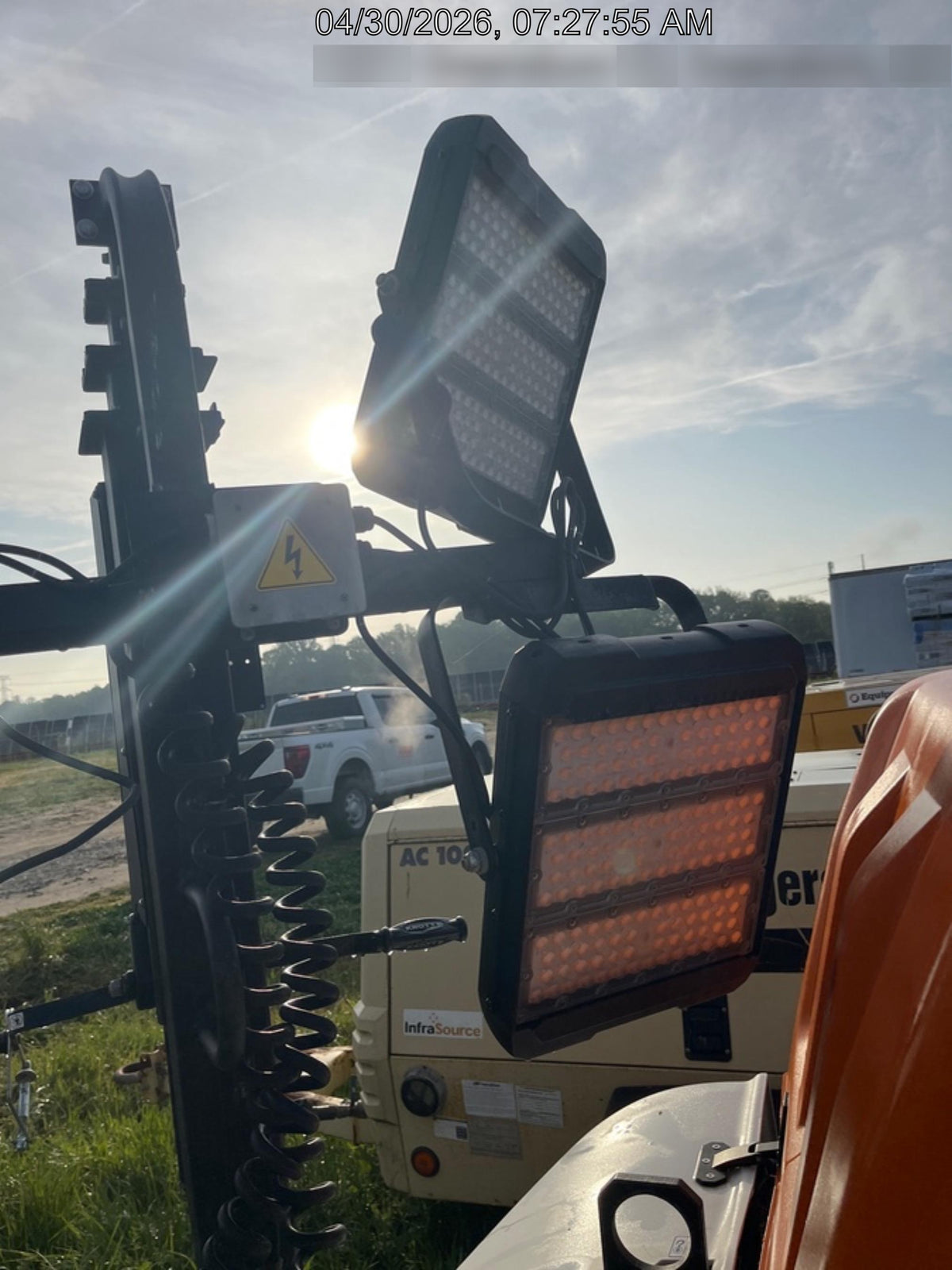 2023 Generac MLT2 Diesel, Flex Switch 120V Input, Powerzone Controller, 
(4) 320W LED Lights, 4kW Generator, 39.9 Gal Fuel Tank, 2" Ball, T3