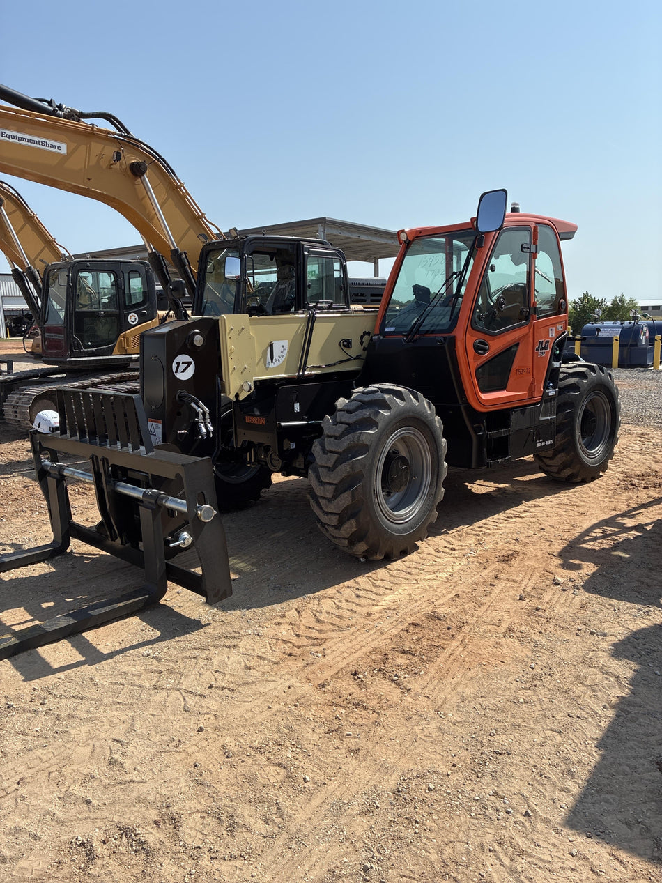 2026 JLG 1732