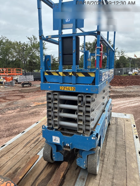 2022 GENIE GS-3232