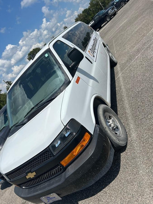 2023 CHEVROLET Express Van - Rental