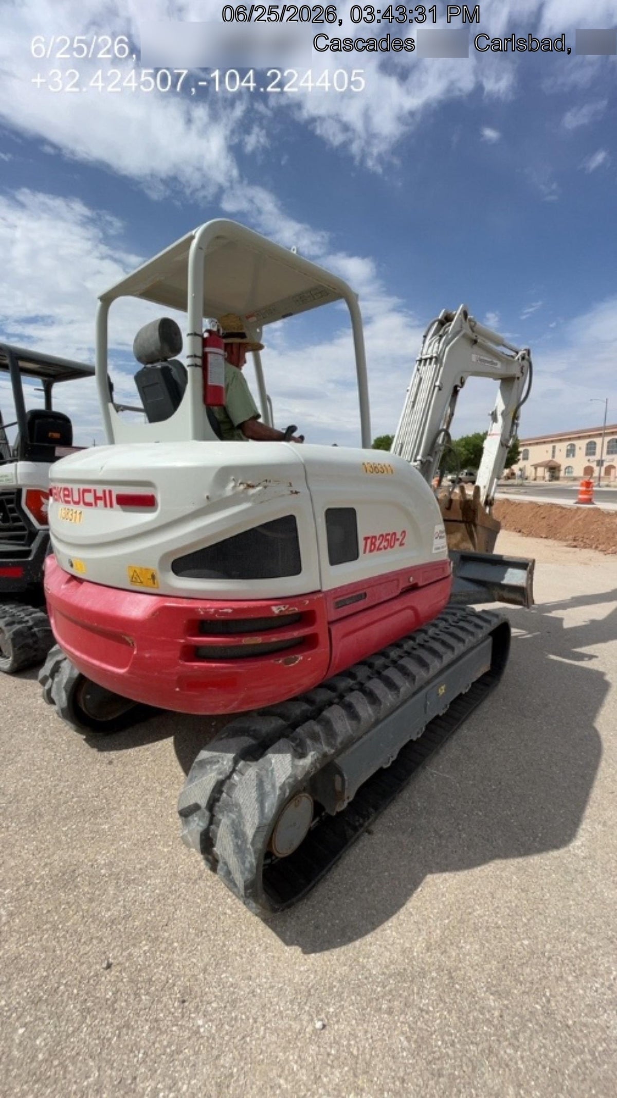 2021 TAKEUCHI TB250-2