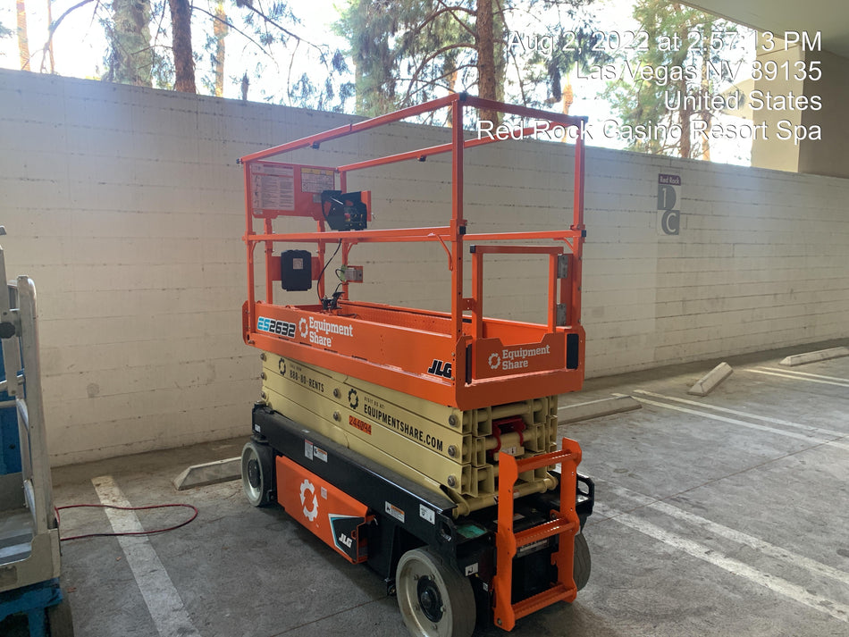 2022 JLG ES2632