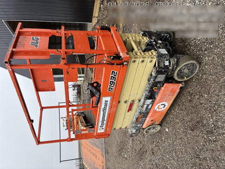 2022 JLG R1932