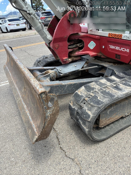 2021 TAKEUCHI TB250-2C