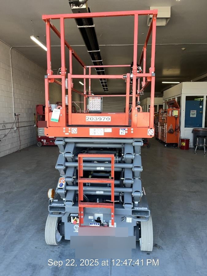 2022 SKYJACK SJ4740
