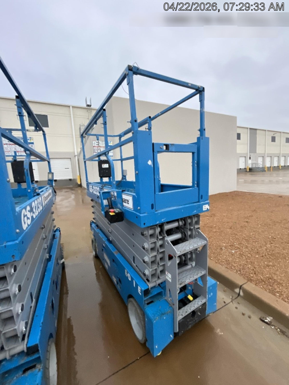 2022 GENIE GS-3232